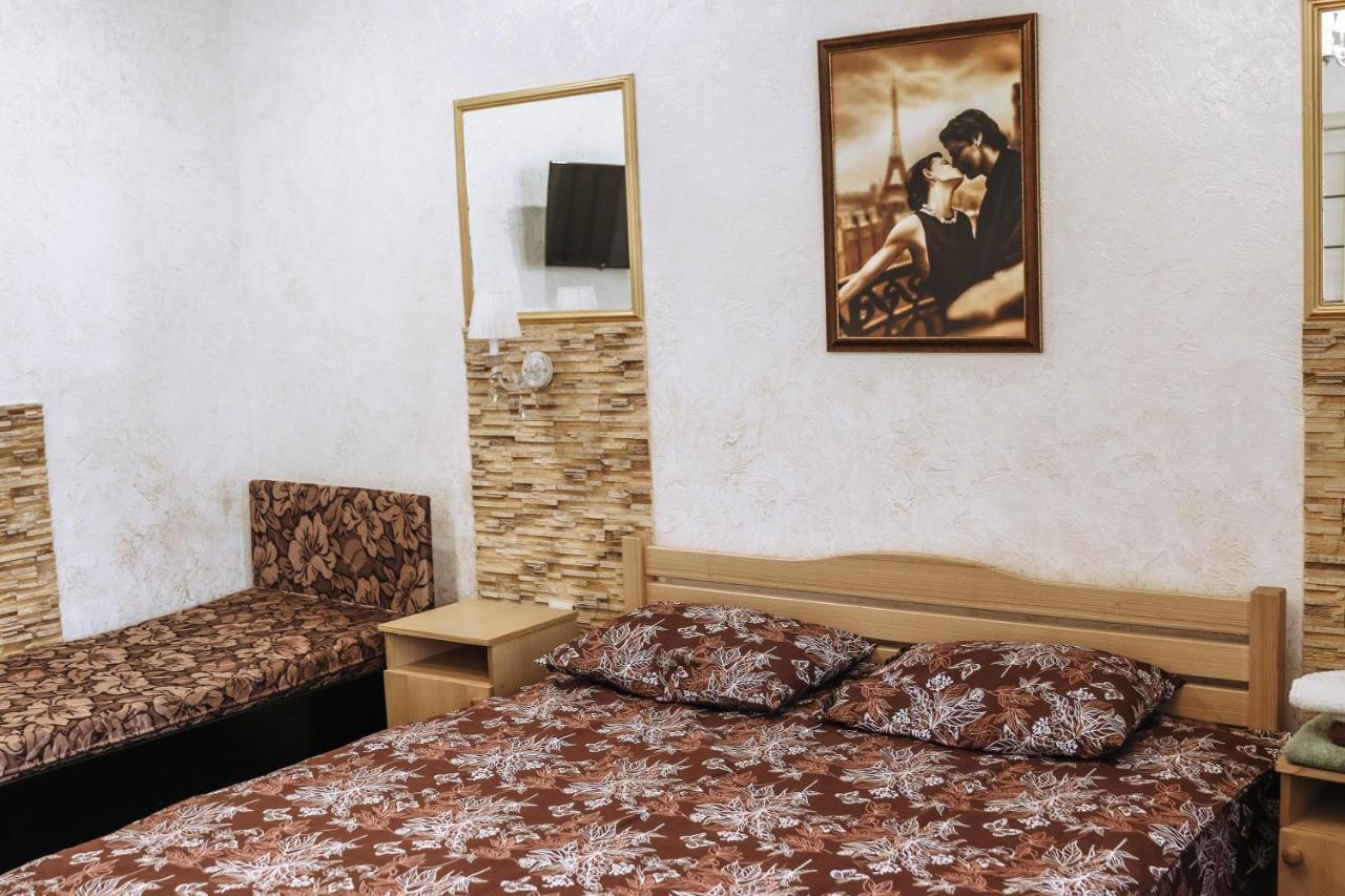 Hotel Rafinad Lviv Exterior photo